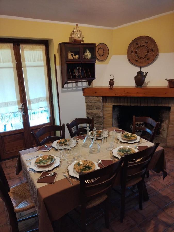 Il Casale Del Cortonese Apartment Сасари Екстериор снимка